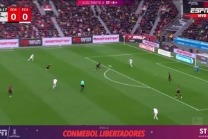 德甲-勒沃库森4-0柏林联合不败领跑 药厂各赛事12连胜&联赛7连胜