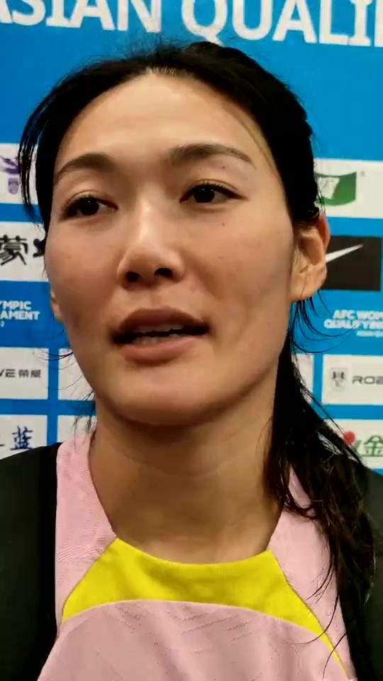 杨莉娜：我觉得今天场面还是比韩国要好 相信中国女足未来可期