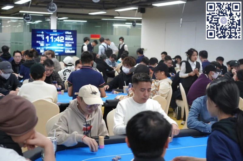 【EV扑克】广州闪光雷盛大开业 | 凉意难抵选手热情,A组共264人次参赛,刘涛以39.4万记分牌领衔61人晋级第二轮