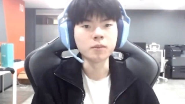 Deft:私信我会看的 只是不回复而已