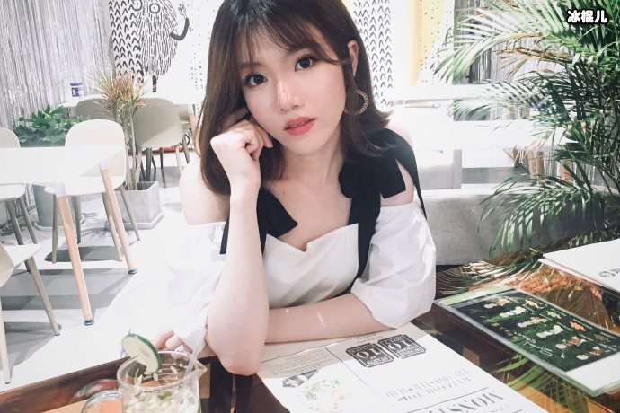 满满的求生欲给《姐姐》定制高级伙食,网友:姐姐们霸气