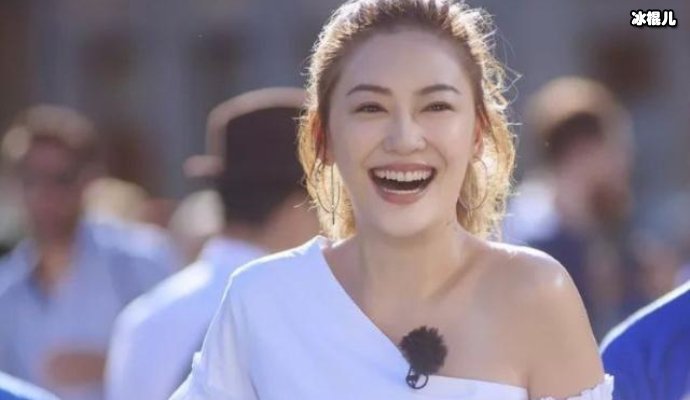 应采儿在怀二胎,与陈小春的爱情让旁人羡慕不已