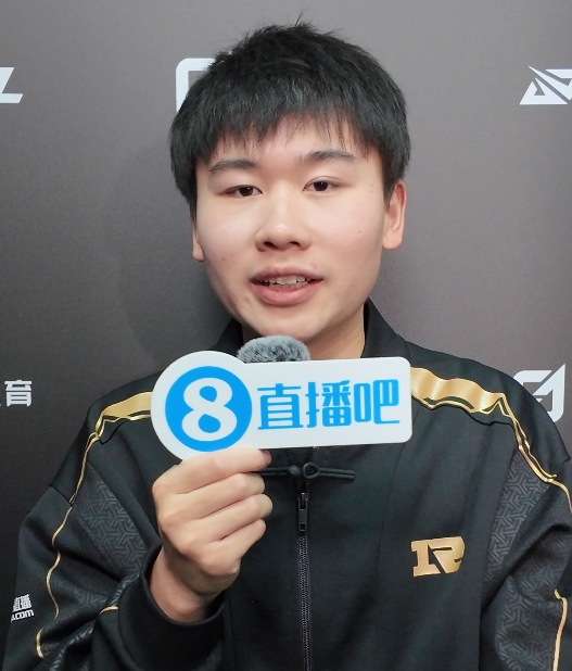 龙八国际独家专访RNG.Wei：队伍磨合还不错，上升空间是很大的！