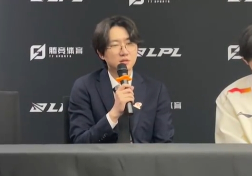 WBG赛后群访 教练:特别是第三把的BP过程我有失误,对不起队员们