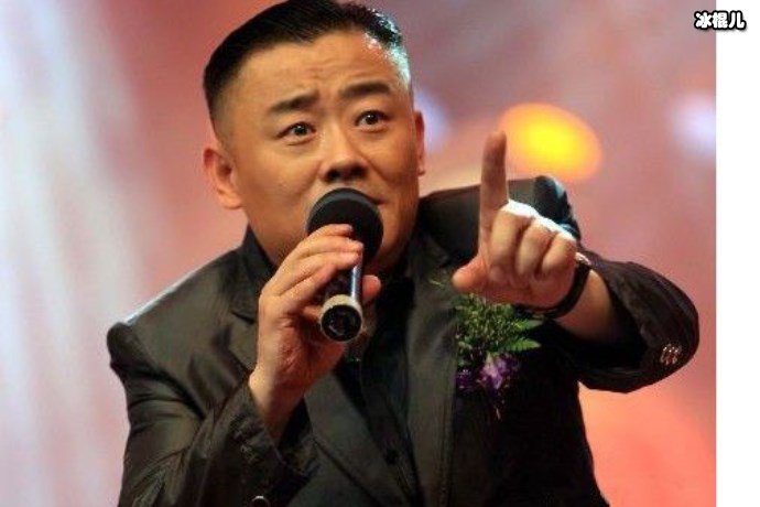 周立波又摊上事儿了成名时得罪不少人,现又调侃巨星不长记性?