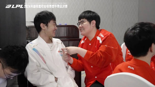 BLG发布会花絮:先去迷惑对方上单一下