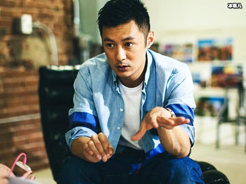 余文乐身材发福,完美身材竟然一去不复返
