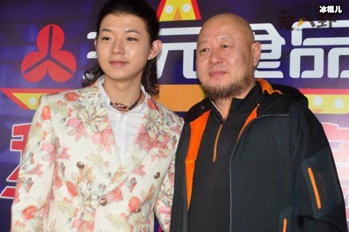 火凤和霍尊是父子? 火凤原来之前那么有名!