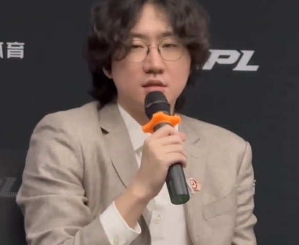 WBG赛后群访 Daeny:我们现在是在持续发展中,相信以后会更好
