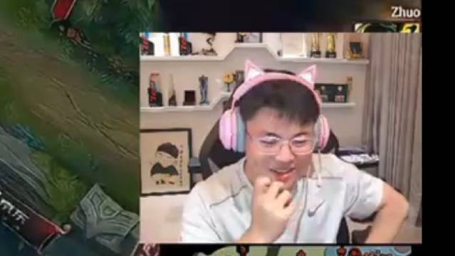 Uzi:像我theshy这种上去一看数据零杠五零杠六,那喷的不就是你