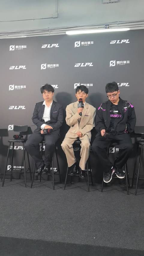 RA赛后群访 教练:做好我们自己,无论是谁都能赢