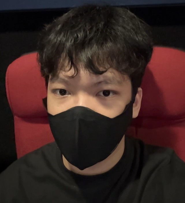 Angel:期待了好久的国庆档电影,今天直接去看了两部