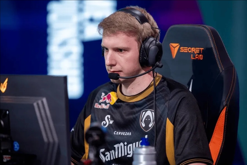 Jankos发文:我很嫉妒能和Faker合影,他是LCK赛区的骄傲