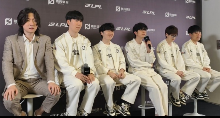 iG赛后群访 TheShy:距离下场没多少时间了 要把自己状态恢复过来