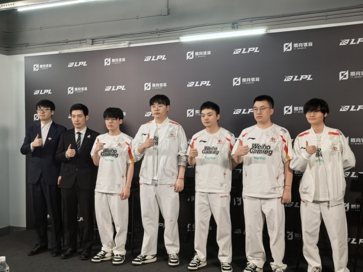 WBG赛后群访 Xiaohu:井盖的加入让我们的BP多了一种参考意见