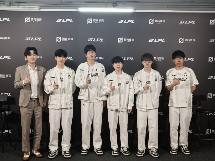 iG赛后群访 TheShy:要准备好对战Ale的英雄 跟队友们配合好打团