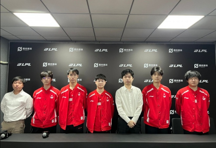 WE赛后群访 教练:这几天好好提升一下训练质量 好好打WBG