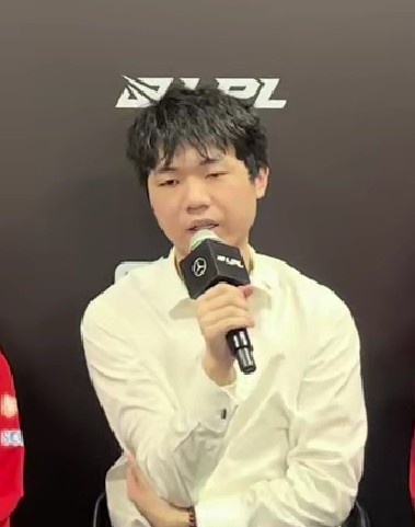 给你发条又如何?WE教练:小虎发条玩的好但我们有阿卡丽反制