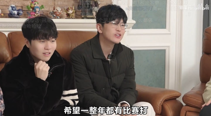 不敌NIP淘汰出局!Jiejie曾在管泽元的探班节目里表示:希望一整年都有比赛打