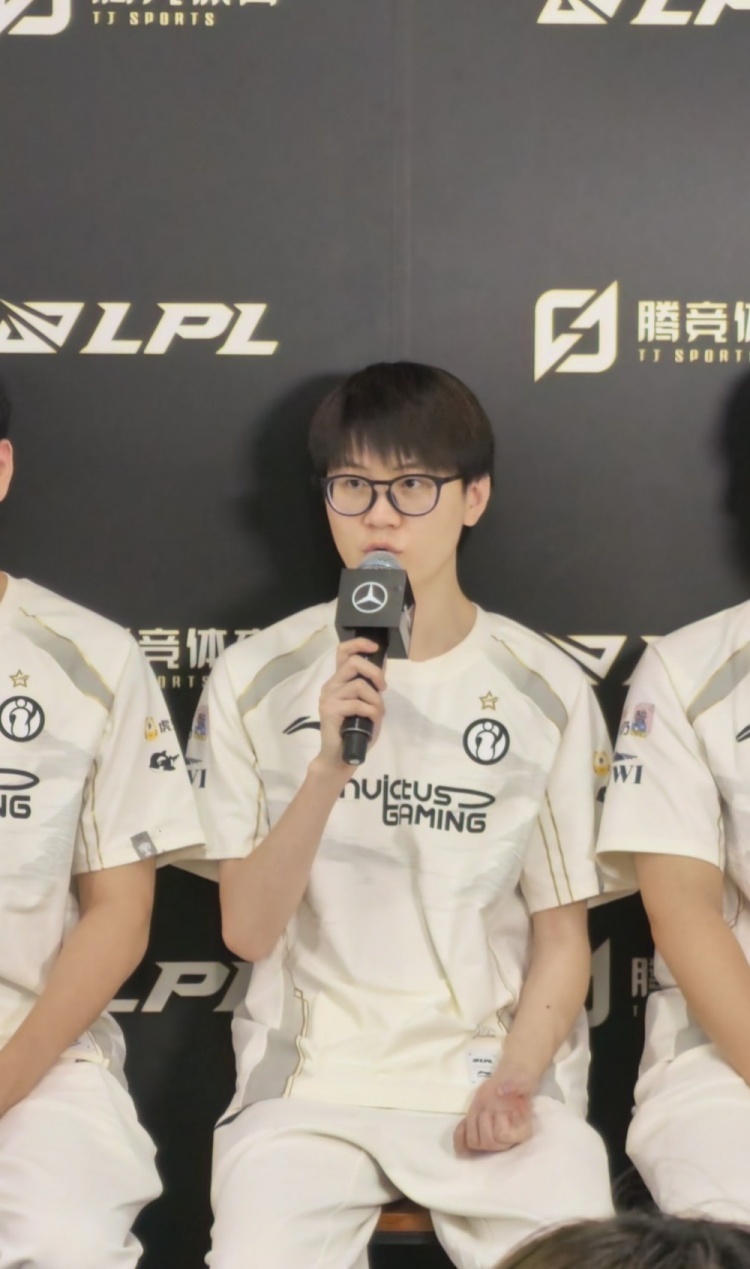 Meiko:JDG一年都没赢过我们 赛前就跟明凯说让他好好休息
