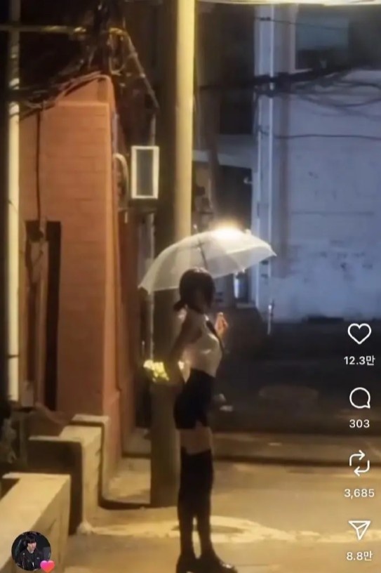 LCK人均二次元？Zeka点赞了蕾塞coser的视频