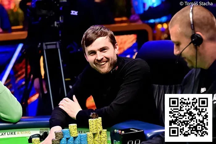 【EV扑克】恶人自有恶人磨,Airball作秀“慢翻”戏耍“话痨王”,赢下$400,000巨池