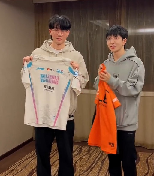 老公你回来啦🤩OBGG显示:BLG.Viper!