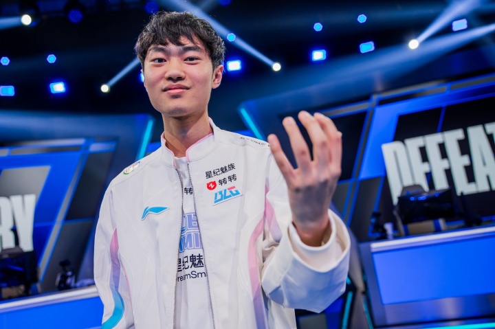 你想在BLG结束职业生涯?Knight合同到期后将年龄将来到27岁