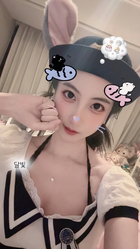 深藏不露?!鼓鼓晒照:Bling bling是我 Bling bling在干嘛