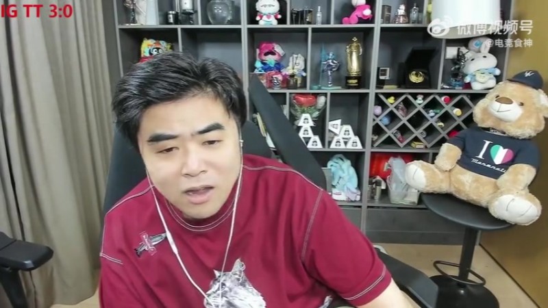 朱开：把把20分钟领先一万玩毛啊？ IG注意时间我饭还没到呢！
