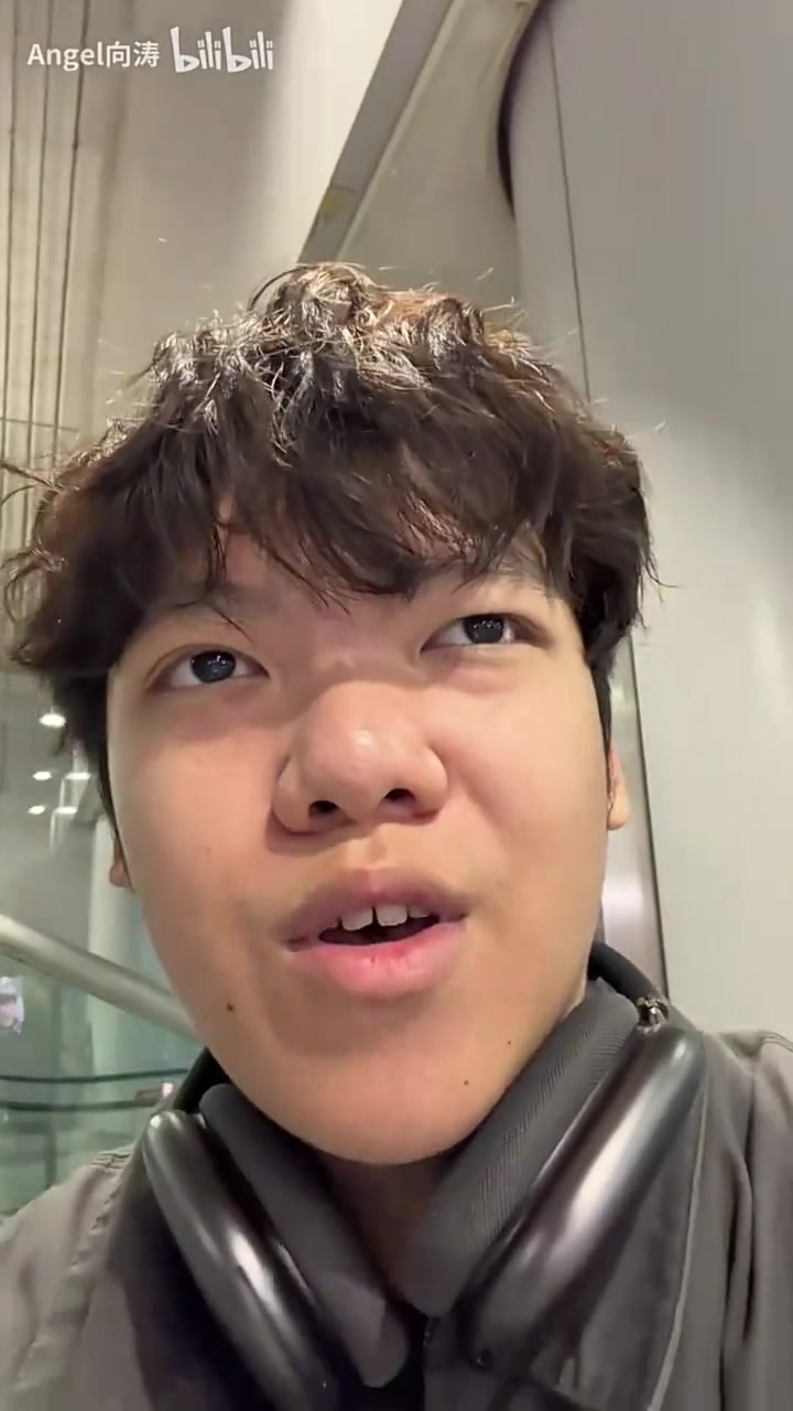 Angel：这次德杯Tabe给了我很多建议，他只是没有上来BP